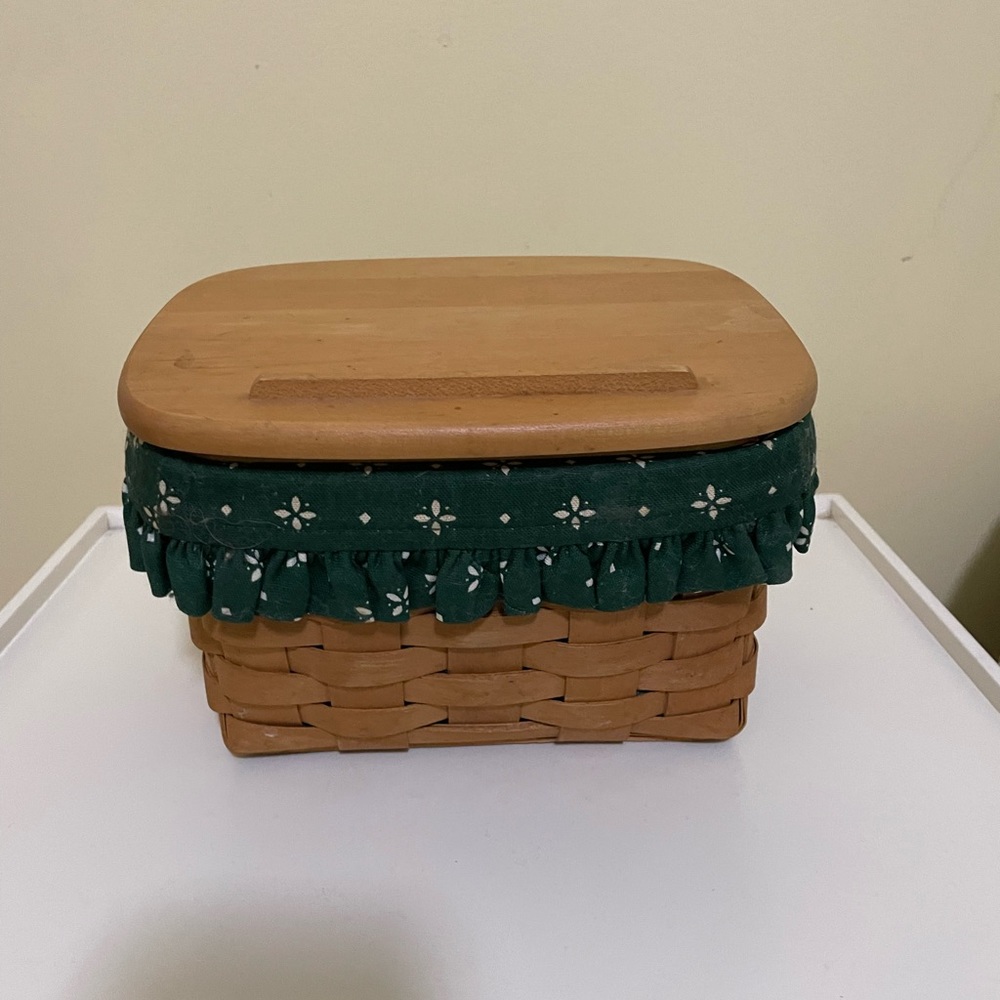 Longaberger Recipe Box Basket w/ green Fabric liner